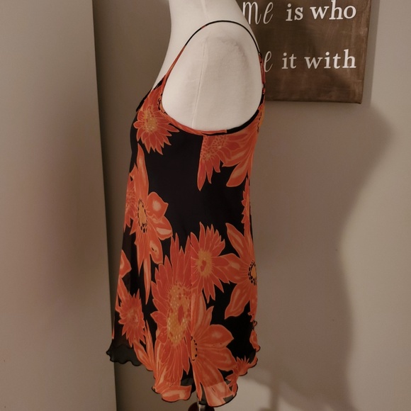 Venus Spaghetti Strap Floral Camisole - Picture 2 of 6